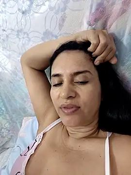 Snapshot of Selenahot23sexy chatting on 10-18-25, 11:33 Selenahot23sexy online show from 10-18-25, 11:33