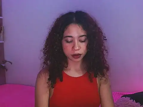 Snapshot of Medussa3033 chatting on 02-10-26, 06:17 Medussa3033 online show from 02-10-26, 06:17