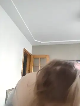 SandyCassie online show from 04-09-26, 05:18