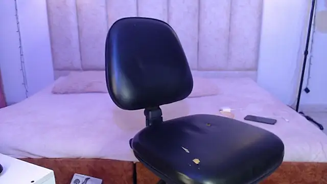 antonella rosecs online show from 02-02-26, 05:06