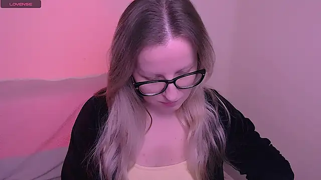 AllaLeomz online show from 11-11-25, 08:03