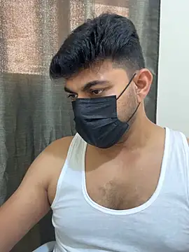 Snapshot of Handsome8677 chatting on 06-03-26, 07:44 Handsome8677 online show from 06-03-26, 07:44