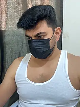 Snapshot of Handsome8677 chatting on 06-06-26, 07:35 Handsome8677 online show from 06-06-26, 07:35