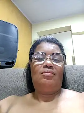 Snapshot of Pessoa54 chatting on 12-05-25, 12:08 Pessoa54 online show from 12-05-25, 12:08