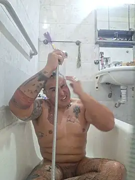 Snapshot of Rueditasss chatting on 02-20-26, 07:47 Rueditasss online show from 02-20-26, 07:47