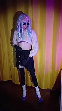 Snapshot of adrianalamonella chatting on 10-16-25, 01:12 adrianalamonella online show from 10-16-25, 01:12