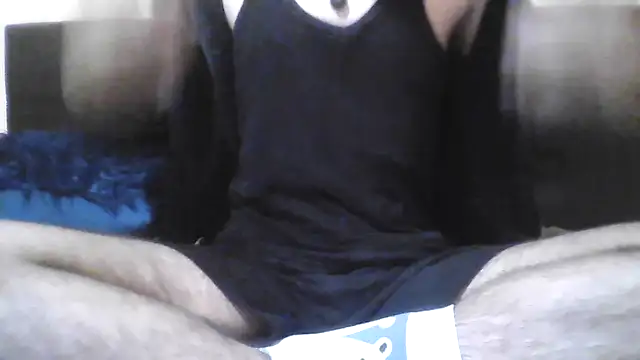 esmermoon online show from 10-31-25, 11:17