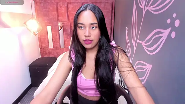 Rachel  Jonees online show from 10-31-25, 11:33