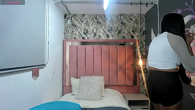 Rachel  Jonees online show from 11-08-25, 11:43