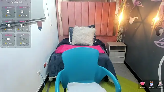 Rachel  Jonees online show from 11-26-25, 12:17