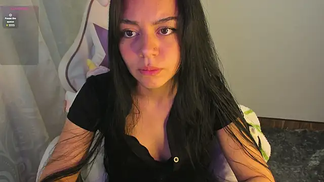 Snapshot of Midori_rosse chatting on 12-22-25, 12:51 Midori rosse online show from 12-22-25, 12:51