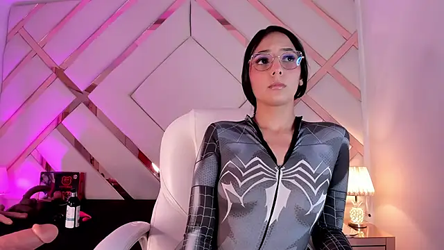 Snapshot of michelle_cutee_ chatting on 01-10-26, 08:10 michelle cutee online show from 01-10-26, 08:10