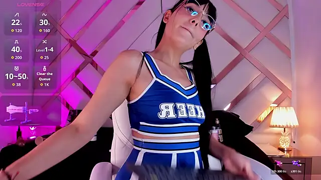 Snapshot of michelle_cutee_ chatting on 01-11-26, 07:30 michelle cutee online show from 01-11-26, 07:30