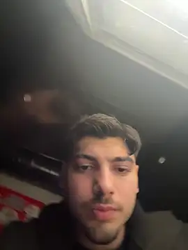 Snapshot of emir343475 chatting on 10-24-25, 10:06 emir343475 online show from 10-24-25, 10:06