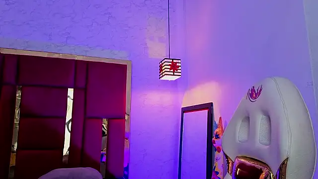 moon winy online show from 03-17-26, 11:46