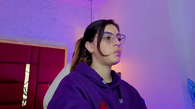 moon winy online show from 04-29-26, 11:36