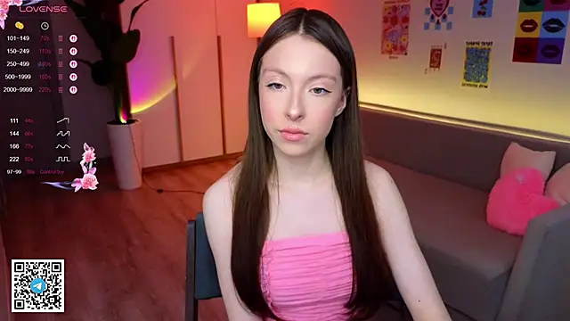 Yasmin Kass online show from 04-28-26, 06:40