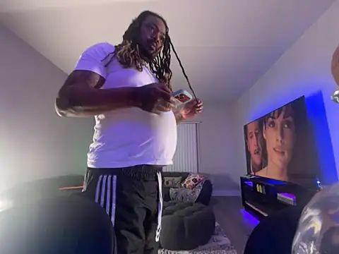 ICECREAMSHOW online show from 10-27-25, 05:33