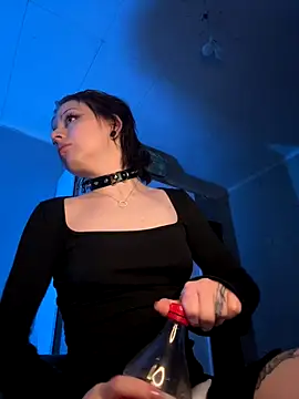 Snapshot of AnmiXHot chatting on 11-03-25, 07:15 AnmiXHot online show from 11-03-25, 07:15