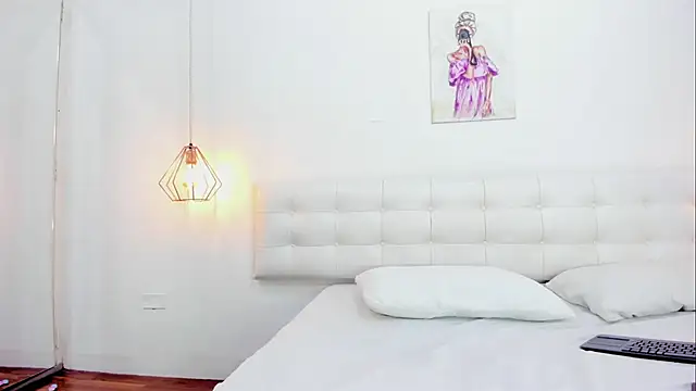 Snapshot of Alanna_miaw chatting on 02-18-26, 04:52 Alanna miaw online show from 02-18-26, 04:52