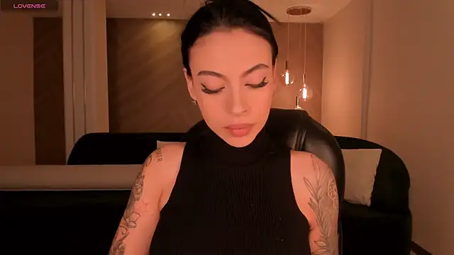 ChristineFord  online show from 07-01-26, 12:40