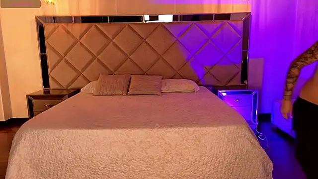 Snapshot of CelesteMoonX chatting on 06-27-26, 03:00 CelesteMoonX online show from 06-27-26, 03:00