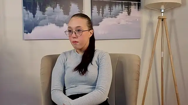 VenaAnge online show from 10-18-25, 08:59