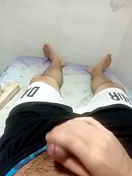 Snapshot of CuteAlexBoy chatting on 02-15-26, 09:44 CuteAlexBoy online show from 02-15-26, 09:44