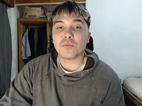 CuteAlexBoy online show from 04-16-26, 09:04