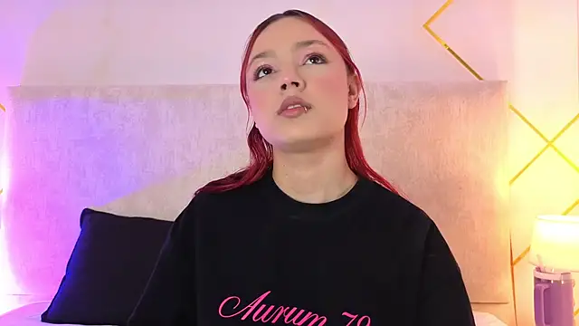 Martinaa Garcia online show from 05-25-26, 07:42