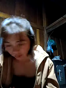 Snapshot of omai-ngot chatting on 10-25-25, 12:02 omai-ngot online show from 10-25-25, 12:02