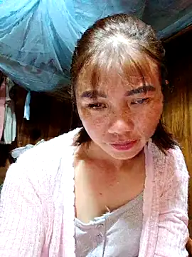 Snapshot of omai-ngot chatting on 11-07-25, 10:15 omai-ngot online show from 11-07-25, 10:15