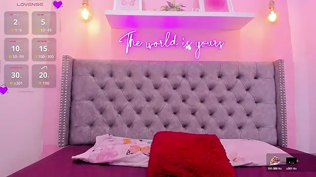 Sophiia 77 online show from 11-13-25, 10:30