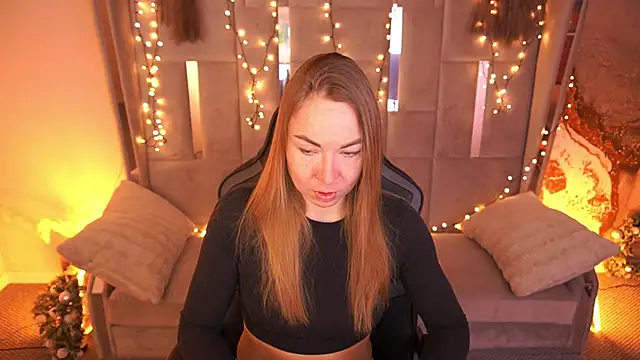 Snapshot of VixenMuse chatting on 02-23-26, 08:17 VixenMuse online show from 02-23-26, 08:17