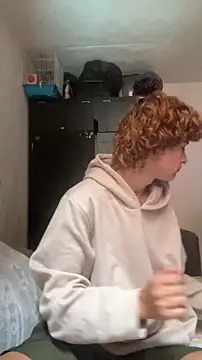 Snapshot of JoelnClouds chatting on 02-10-26, 07:29 JoelnClouds online show from 02-10-26, 07:29