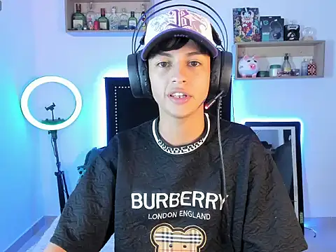 Alejo Desire online show from 11-11-25, 08:14