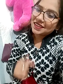 Vanshika1432 online show from 11-27-25, 03:52