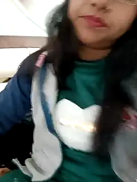 Vanshika1432 online show from 12-04-25, 08:12