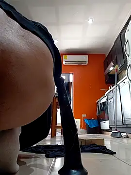 titi23557 online show from 03-08-26, 06:23