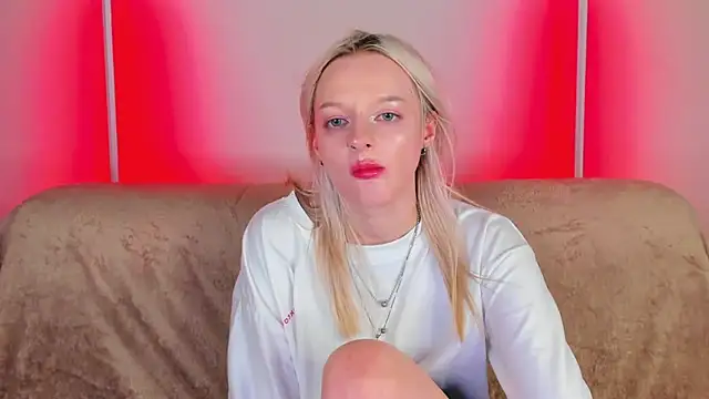 AlessaKiss online show from 07-05-26, 06:42