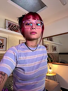 Emma duff online show from 07-18-26, 08:01
