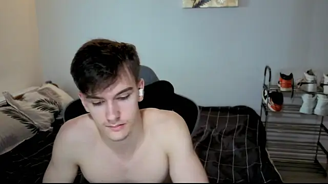 BradyFlint online show from 06-18-26, 03:40