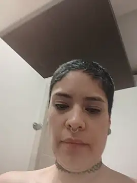 Snapshot of Natimiau chatting on 11-11-25, 11:27 Natimiau online show from 11-11-25, 11:27