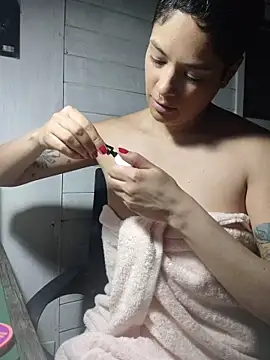 Snapshot of Natimiau chatting on 11-18-25, 05:28 Natimiau online show from 11-18-25, 05:28