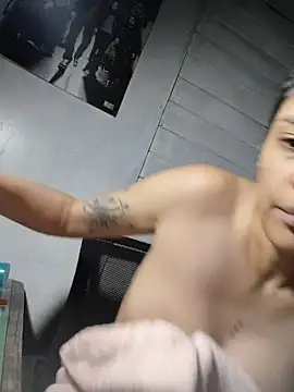 Snapshot of Natimiau chatting on 11-27-25, 05:59 Natimiau online show from 11-27-25, 05:59