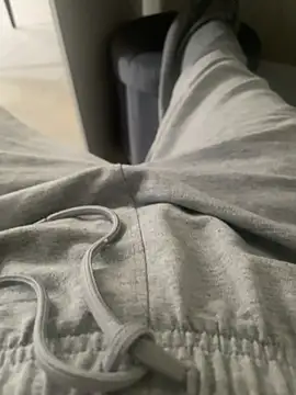 Snapshot of NayaValen chatting on 11-21-25, 11:09 NayaValen online show from 11-21-25, 11:09