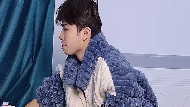 Snapshot of Stuffy-111 chatting on 11-15-25, 11:40 Stuffy-111 online show from 11-15-25, 11:40