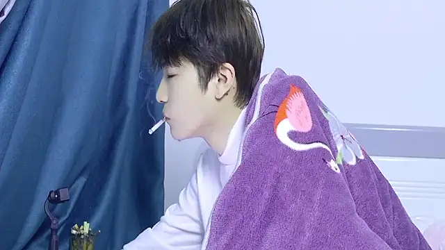 Snapshot of Stuffy-111 chatting on 12-14-25, 12:10 Stuffy-111 online show from 12-14-25, 12:10