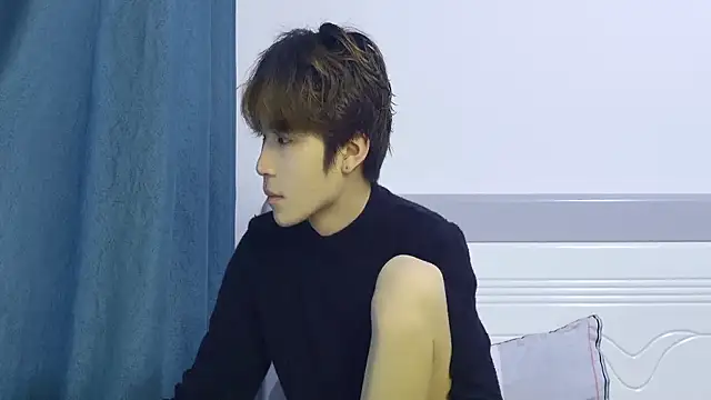 Snapshot of Stuffy-111 chatting on 04-08-26, 04:18 Stuffy-111 online show from 04-08-26, 04:18