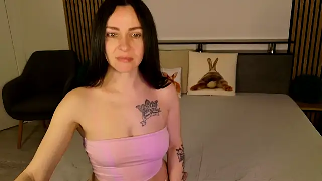 DitaNoir online show from 04-27-26, 06:00